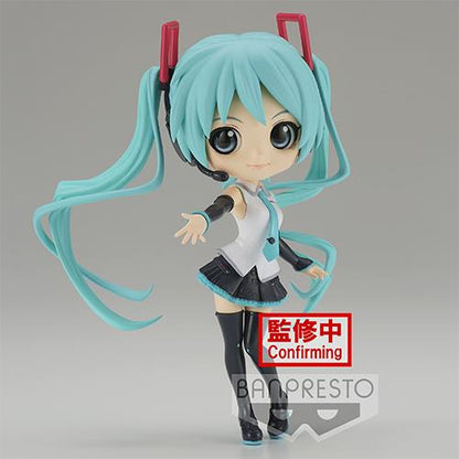 Banpresto Q Posket Hatsuke Miku V4X Style Figure